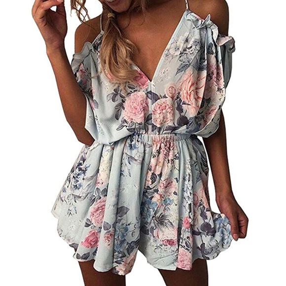 ✦NWT Sexy Off Shoulder Floral Print Romper✦ - Picture 4 of 5